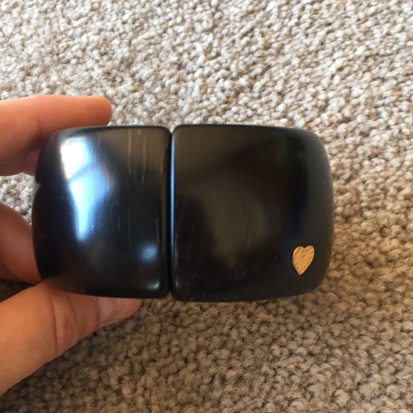 Stella & Dot stretch medallion bangle bracelet - Picture 4 of 7